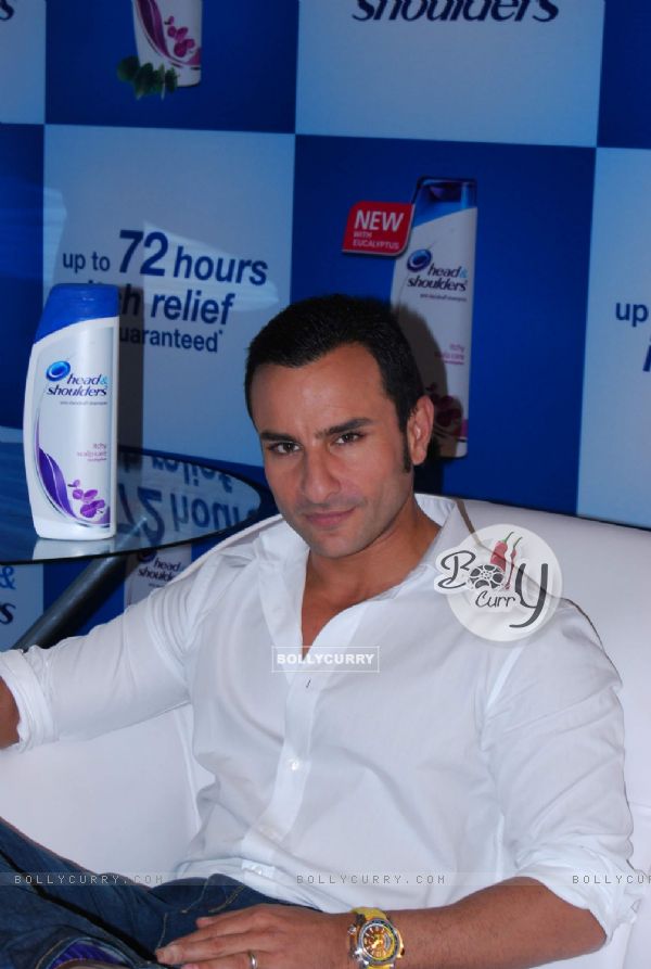 Saif Ali Khan at a promotional Head and Shoulders Event