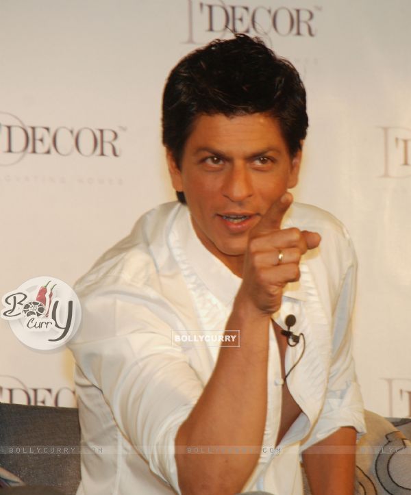 Shah Rukh Khan and Gauri Khan as the brand ambassador of D''Decor at Taj Lands End