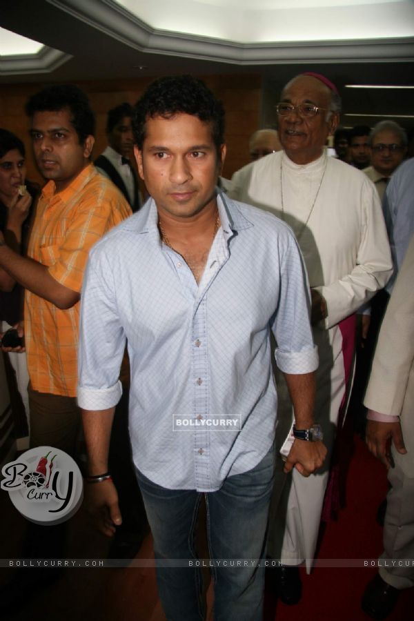 Sachin Tendulkar inaugurated the first Hybrid Cath lab at Holy Family Hospital in Bandra