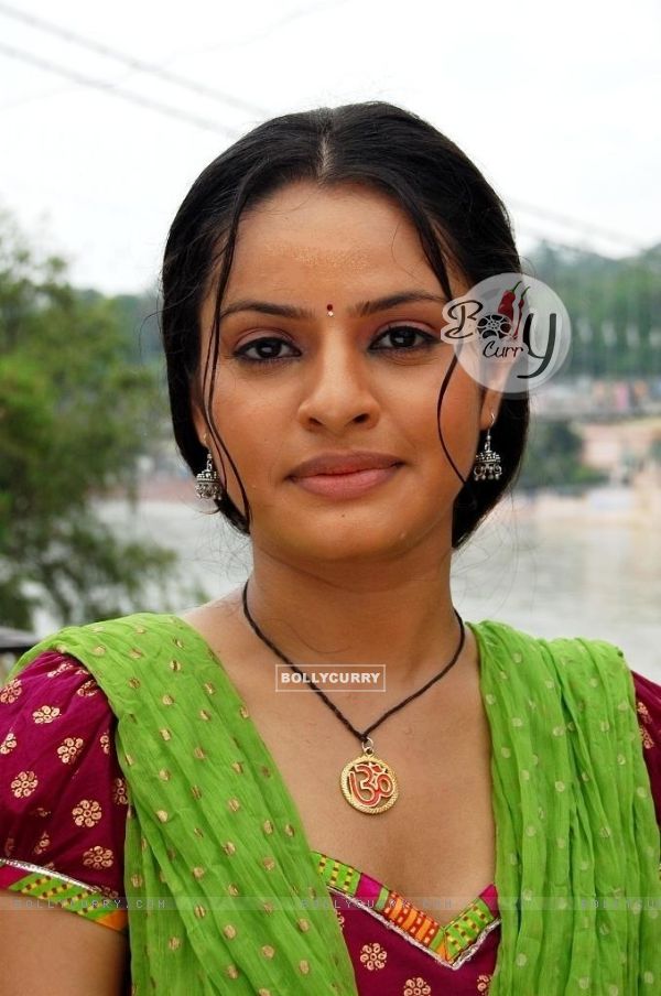 Binny Sharma as Gauri in tv show Sanjog Se Bani Sangini