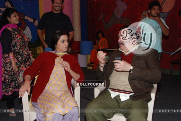 Rishi, Neetu on the sets of Taarak Mehta Ka Ooltah Chasmah at Kandivli