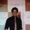 Shah Rukh Khan promotes 'Ra.One' in association with Gitanjali at Trident