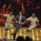 Hrithik Roshan performs with officers from India Police at Umang 2014