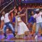 Mouni Roy performs with Terence Lewis and Remo Dsouza on the Holi Special episode