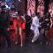 The cast of Sharafat Gayi Tel Lene performs during the shoot