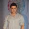 Aamir Khan poses for the media at Young Inspirators Seminar