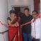 Mandira Bedi and Raj Kaushal Inaugurate the Painting Exibhition by Umakant Tawade at Hirji Gallery