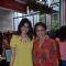 Tanishaa Mukerji poses with mom Tanuja at Araish Charity Exhibition