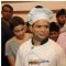 Parineeti gives Daawat-e-Ishq Food Yatra apron to the chef