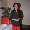 Tanuja poses for the media at Bimal Roy's Book Launch