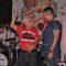 Sukhwinder Singh interacts with a fan at Bandra Fest