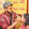 Ranveer makes a tattoo at Promotions of Dil Dhadakne Do at Radio Mirchi