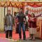 Abhishek, Supriya Pathak and Rishi Kapoor Promotes All Is Well on Badi Door Se Aaye Hai