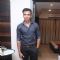 Abhijeet Sawant poses for the media at Suresh Wadkar's Birthday Bash