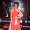 Kriti Sanon Sizzles in Red at Guild Awards 2015