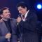 Shahrukh Khan sharing a joke with Himmesh at Music ka Maha Muqqabla