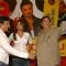 Director David Dhawan with Actors Govinda and Lara Dutta at a press meet for the film "Do Knot Disturb" in New Delhi on Tuesday 15 Sep 09