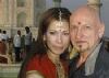 Ben Kingsley visits Taj Mahal