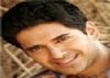'I don't compromise in acting'- Anuj Sawhney