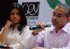 Konkana Sen Sharma Launches Cotton Carry Bags