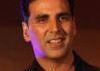 Which director calls Akshay 'uncle'?