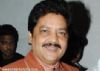 Udit Narayan sings for Akshay after four years