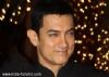 Aamir brings smile to 'Jalpari' director