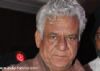 Om Puri recovers from typhoid, out of hospital