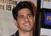 For outsider it's tough to adapt to Bollywood: Siddharth