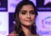 Sonam supports breast cancer awareness
