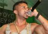Honey Singh to sing in 'Besharam'