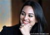 Sonakshi wishes brothers 'Happy b'day' through tweet