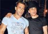 There's nothing to explain: SRK on hug with Salman
