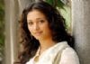 Tamannah endorses sari brand (Movie Snippets)