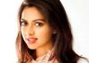 Incredible to dub in mother tongue: Amala Paul