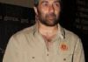 Sunny Deol hunting for good subject for son's launch
