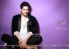 Sidharth Malhotra de stresses with basketball