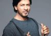 Fan paints messages for SRK on the walls of 'Mannat'!