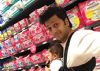 Riteish on a shopping spree with his little one!