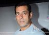 Am very uncomfortable with clothes: Salman Khan