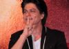 Shah Rukh Khan's fan pulls off a crazy stunt!