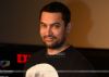 Aamir Khan LEAKS the plot of Dangal!