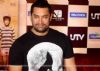 Aamir Khan shies away from walking on ramp!