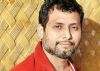 Neeraj Pandey welcomes Naseeruddin on 'Aiyaary' set