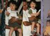 Taimur OFFERING his phone, Inaaya in Summer Dress, Ahil looks CONFUSED