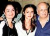 Alia and Pooja OPEN UP about their relationship with dad Mahesh Bhatt