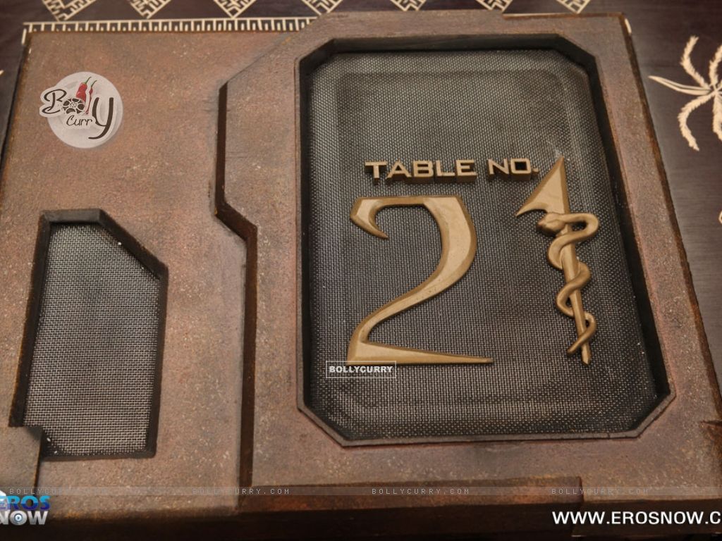 247169-table-no-21