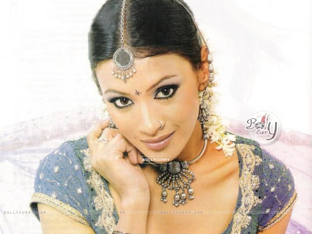 Barkha Bisht - Photo Actress