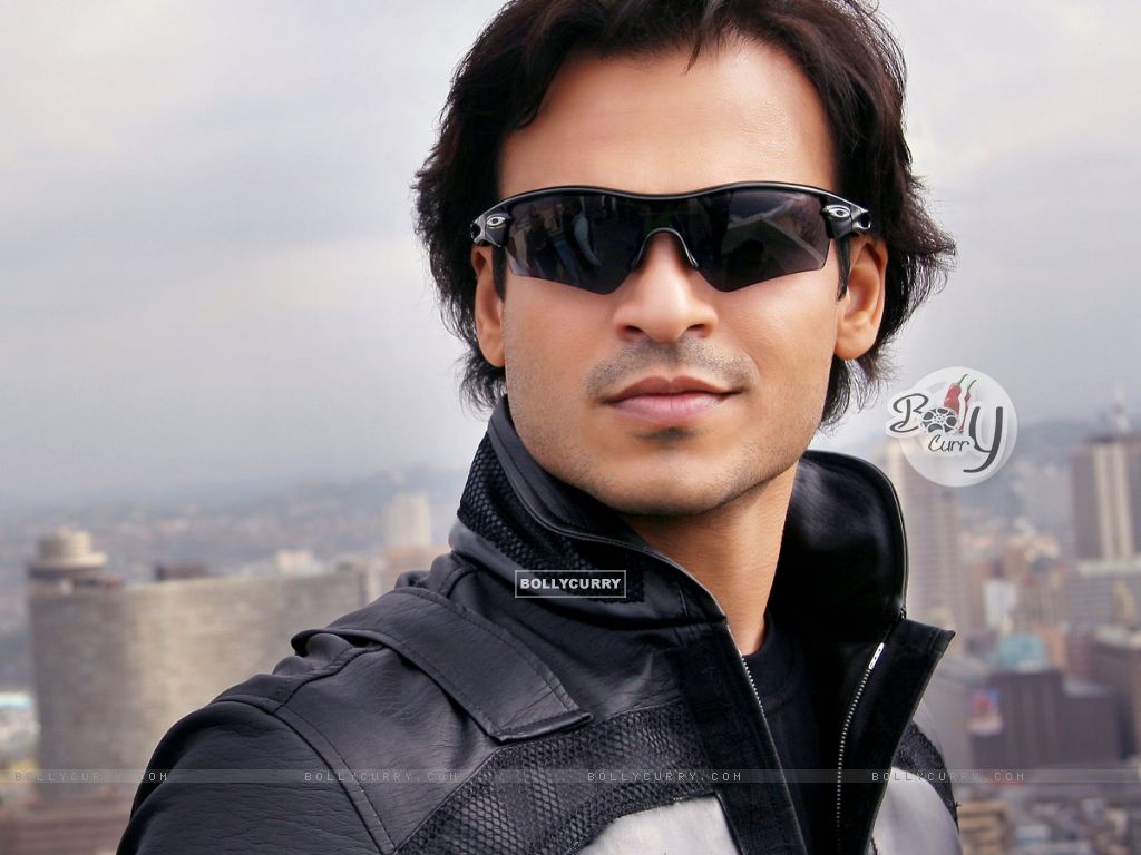 http://img.bollycurry.com/wallpapers/1024x768/57126-smart-and-handsome-vivek-oberoi.jpg