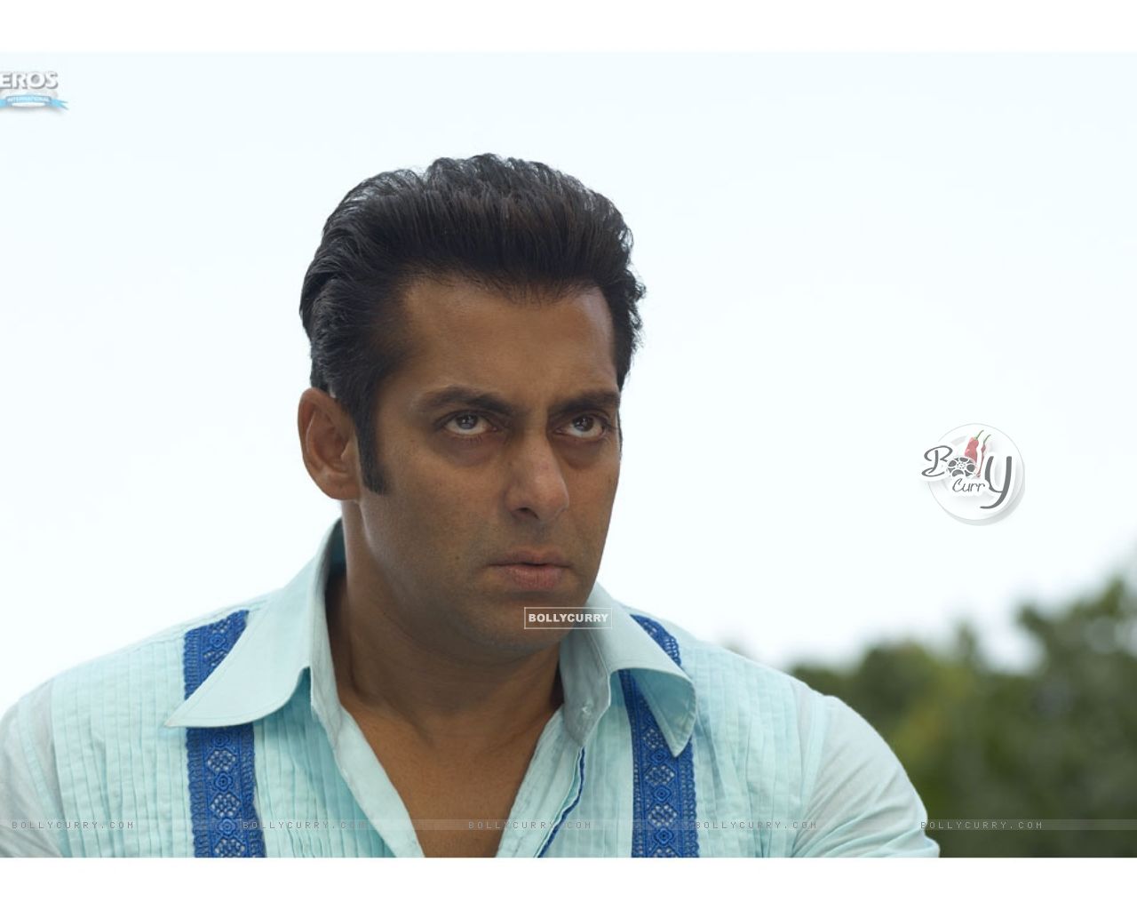 Wallpaper - Salman Khan looking angry (11891) size:1280x1024